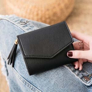 Short Tassel Wallet black